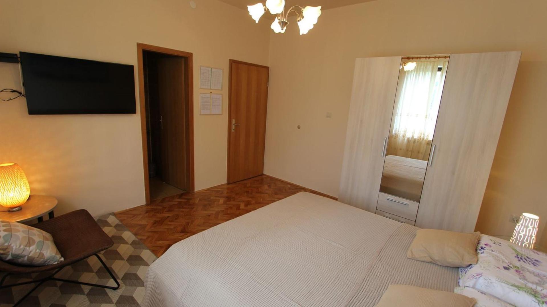 Apartment Studio Ljutic Malinska Buitenkant foto